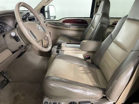 Used 2004 Ford Excursion Eddie Bauer image 2