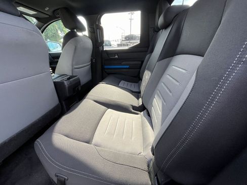 Used 2024 Toyota Tacoma TRD Sport image 25