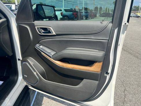 Used 2019 GMC Yukon Denali w/ Denali Ultimate Package AWD/4WD image 49