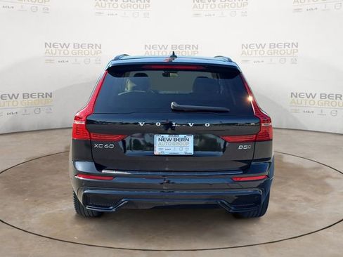 Certified 2024 Volvo XC60 B5 Plus w/ Protection Package Premier AWD/4WD image 4