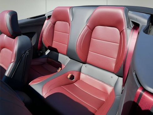 Used 2025 Ford Mustang GT Premium RWD image 11