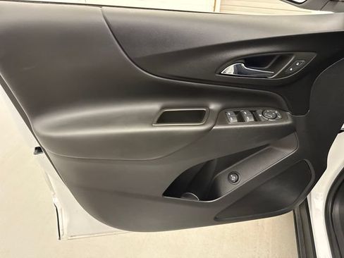 Certified 2023 Chevrolet Equinox LT AWD/4WD image 11