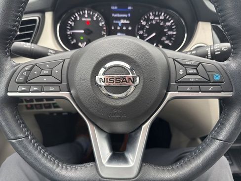 Certified 2022 Nissan Rogue Sport SL image 10