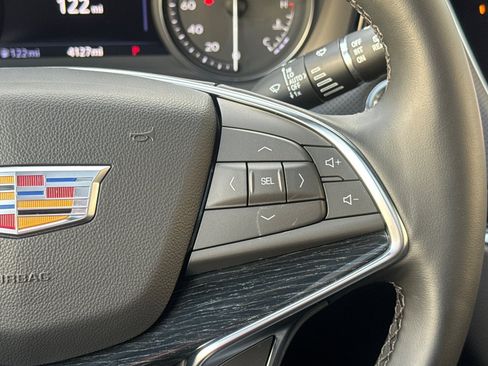 Used 2025 Cadillac XT5 Premium Luxury w/ Technology Package image 34