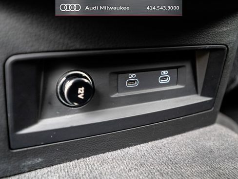 Used 2023 Audi Q7 3.0T Premium w/ Convenience Package AWD/4WD image 36