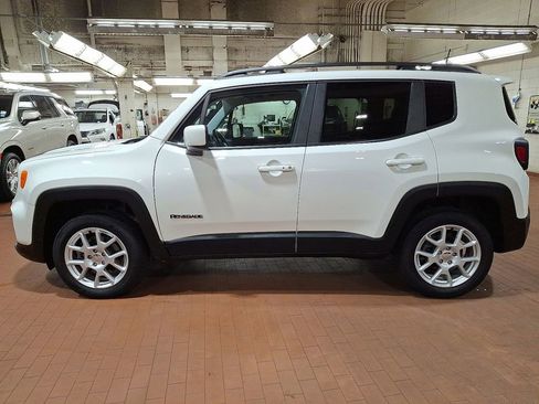 Used 2020 Jeep Renegade Latitude w/ Cold Weather Group image 7