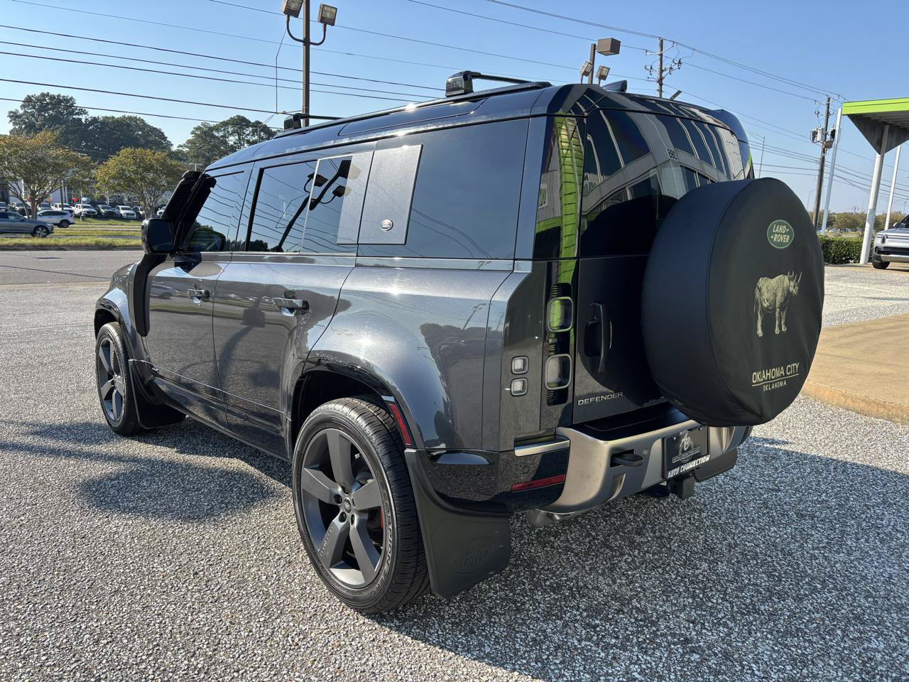 Used 2022 Land Rover Defender 110 X AWD/4WD image 3