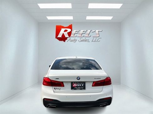 Used 2018 BMW 540i xDrive image 9