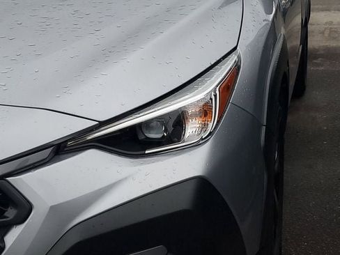 Used 2025 Subaru Crosstrek 2.0i Premium w/ Popular Package #4 image 4