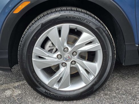 Certified 2024 Buick Encore GX Preferred w/ Comfort Package FWD image 13