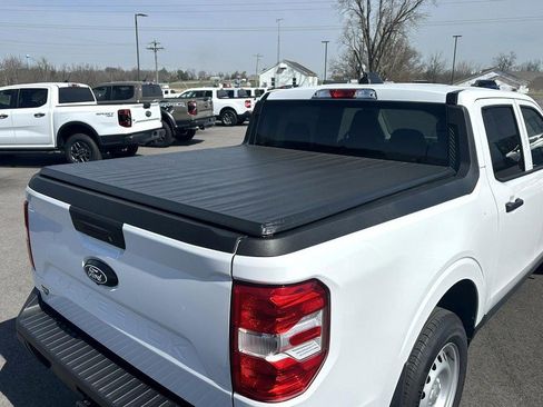 Used 2025 Ford Maverick XL image 4