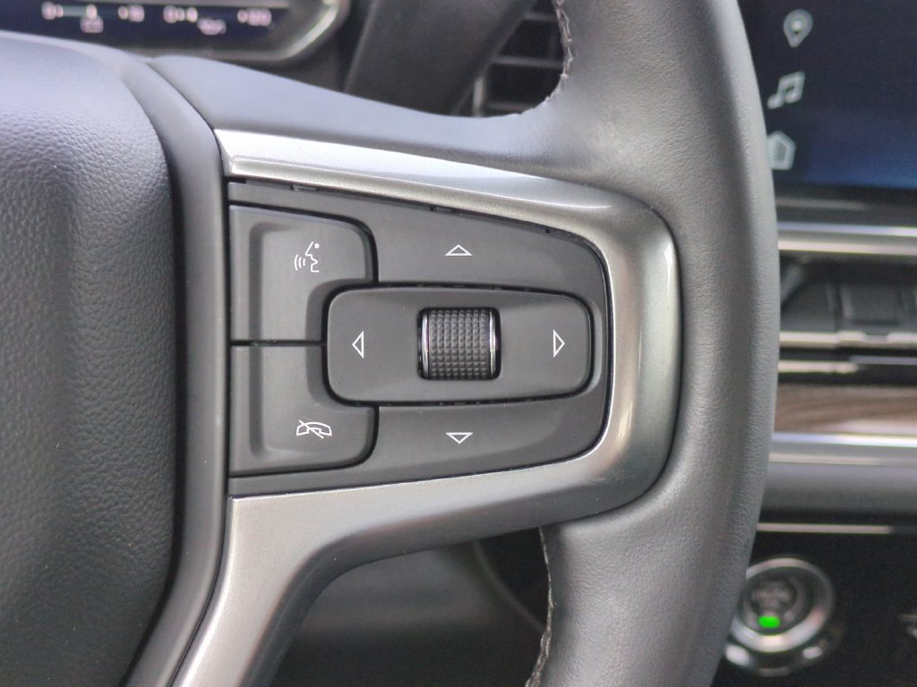 Used 2023 Chevrolet Silverado 1500 LT AWD/4WD image 24