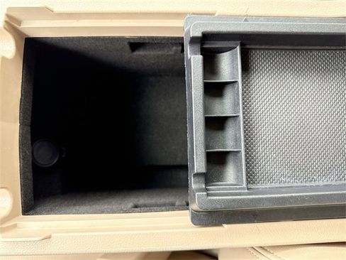 Used 2015 Subaru Outback 2.5i Limited image 40