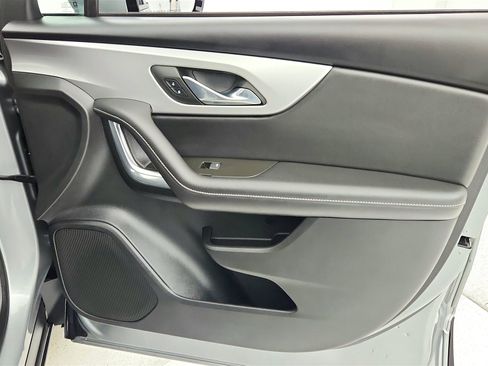 Used 2023 Chevrolet Blazer LT image 27