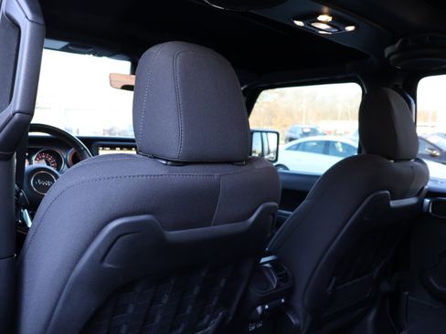 Used 2023 Jeep Gladiator Mojave w/ Trailer Tow Package image 16