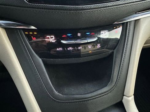 Used 2018 Cadillac XT5 Luxury w/ Driver Awareness Package image 26