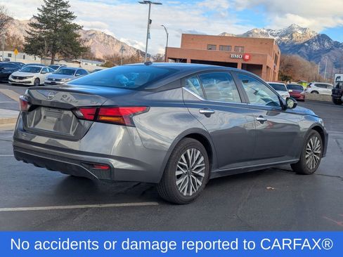 Used 2024 Nissan Altima 2.5 SV image 4