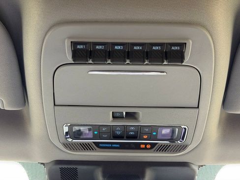 Used 2023 Ford F250 Lariat w/ Lariat Ultimate Package AWD/4WD image 33