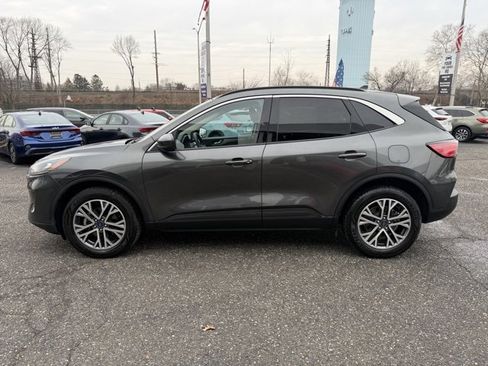 Used 2020 Ford Escape SEL image 2