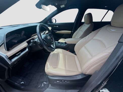 Used 2024 Cadillac XT4 Luxury FWD image 19