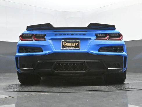Used 2024 Chevrolet Corvette Z06 RWD image 35