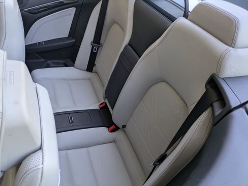Used 2017 Mercedes-Benz E 400 Cabriolet image 19