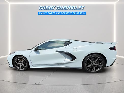 Used 2023 Chevrolet Corvette Stingray Coupe w/ Z51 Performance Package RWD image 7