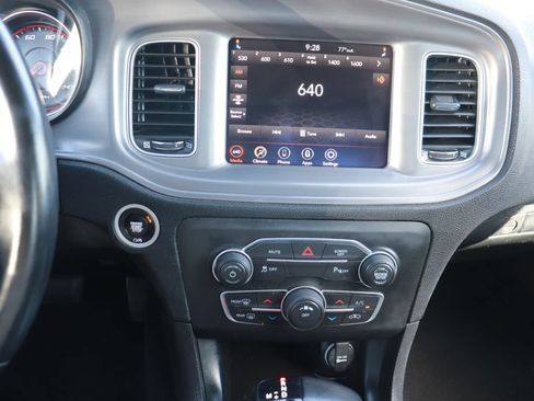 Used 2023 Dodge Charger SXT RWD image 15