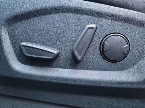 Certified 2022 Ford Edge SEL w/ Convenience Package image 4