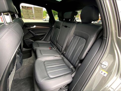 Used 2023 Audi Q5 2.0T Premium Plus w/ Premium Plus Package AWD/4WD image 31