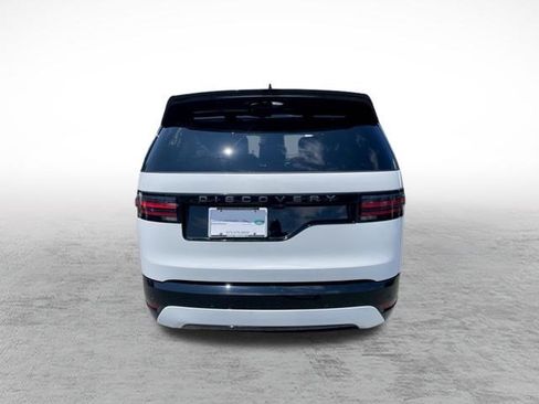 Certified 2025 Land Rover Discovery Dynamic SE AWD/4WD image 6