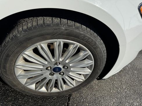 Used 2014 Ford Fusion S image 10