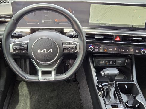 Used 2025 Kia K5 GT-Line image 10