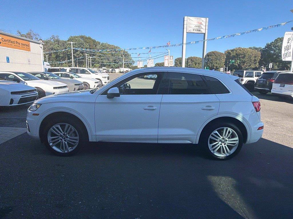 Used 2020 Audi Q5 2.0T Premium Plus w/ Premium Plus Package AWD/4WD image 13