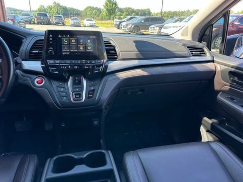 Used 2023 Honda Odyssey EX-L image 13