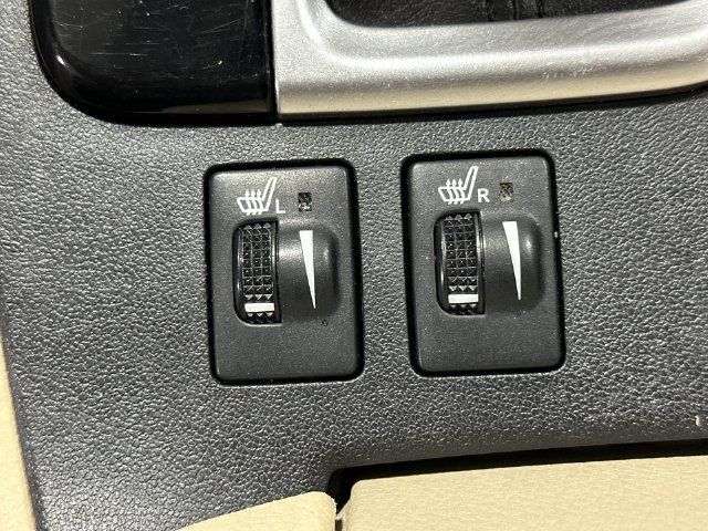 Used 2017 Toyota Highlander XLE FWD image 34