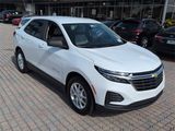 Used 2022 Chevrolet Equinox LS w/ LS Convenience Package image 2