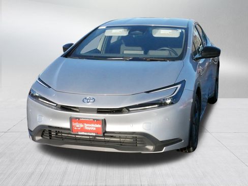 Certified 2024 Toyota Prius LE image 2