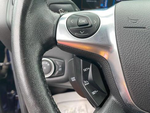Certified 2017 Ford C-MAX Energi SE FWD image 14