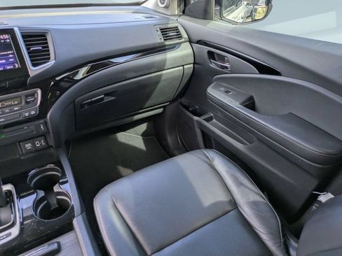 Used 2019 Honda Ridgeline RTL-E image 17