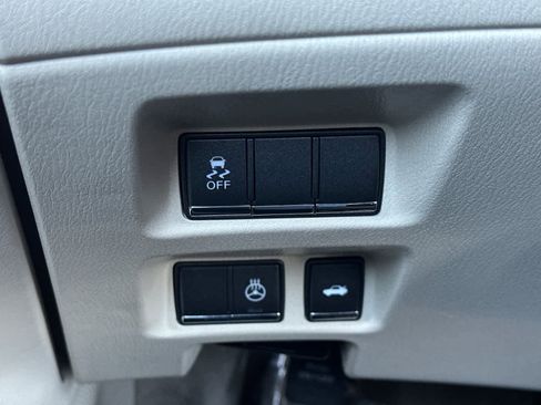 Used 2012 INFINITI M37 w/ Premium Pkg image 30