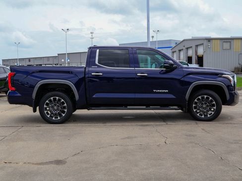 Used 2025 Toyota Tundra Limited w/ Power Package AWD/4WD image 24