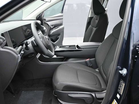 New 2026 Hyundai Tucson Blue SE image 14