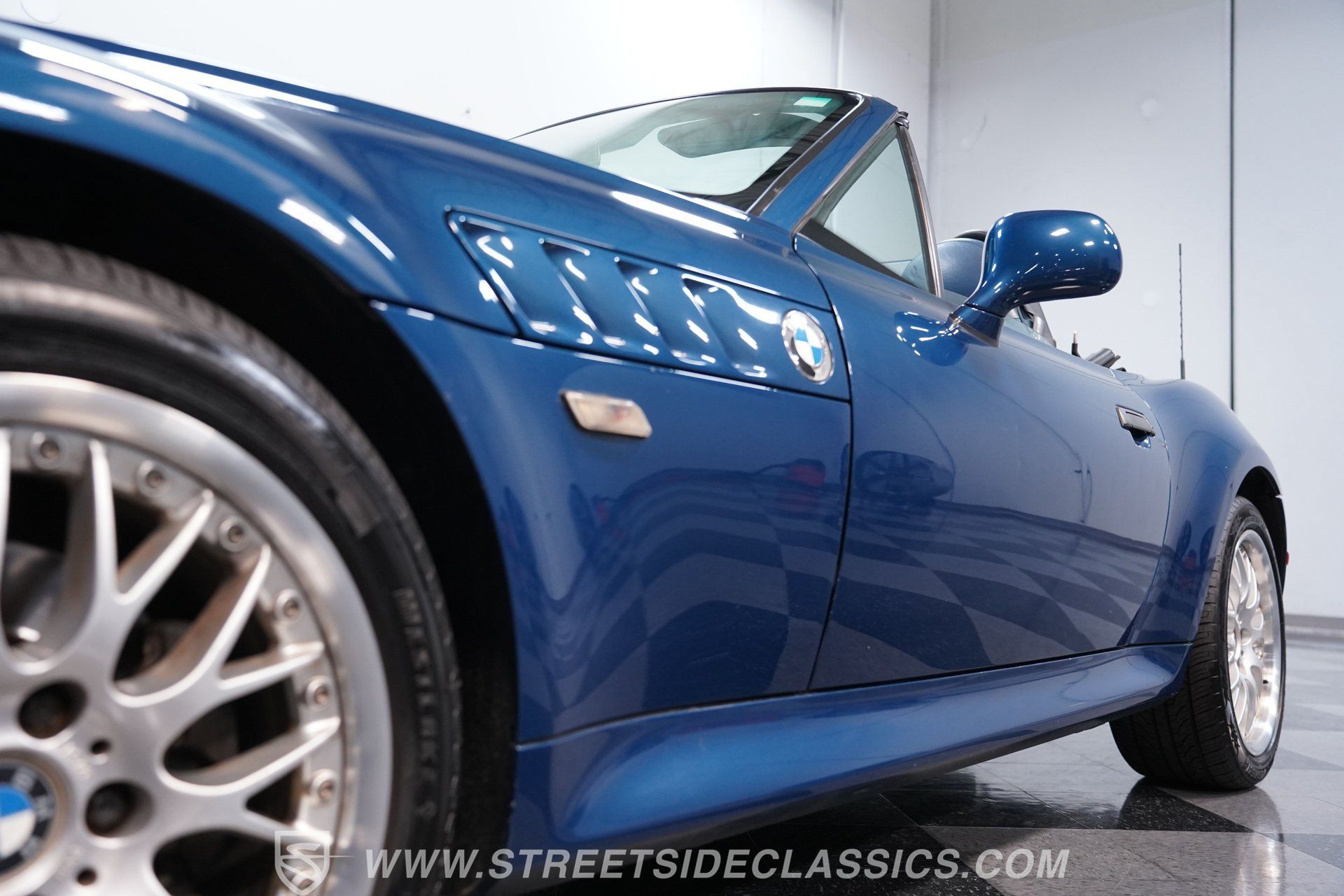 Used 2001 BMW Z3 3.0i RWD image 18