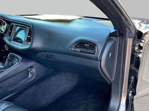 Used 2015 Dodge Challenger R/T Plus RWD image 15