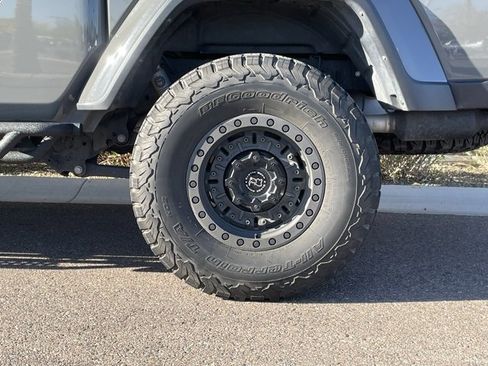 Used 2021 Jeep Gladiator Overland w/ Popular Equipment Package image 22