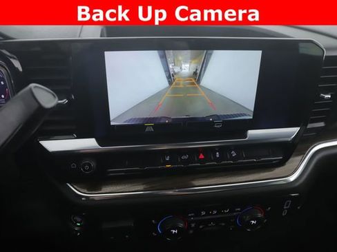 Used 2024 Chevrolet Silverado 2500 LT w/ Convenience Package image 23