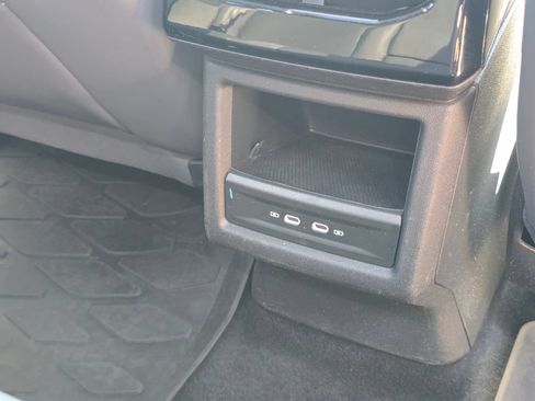 Used 2023 Volkswagen ID.4 S RWD image 28