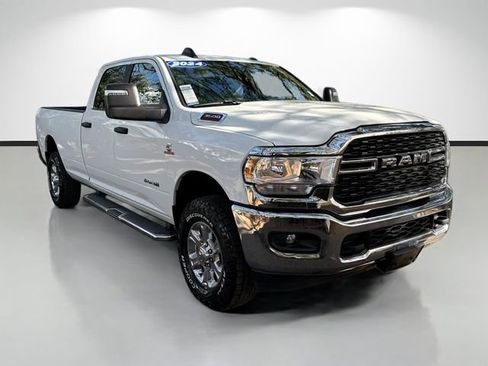 Used 2024 RAM 3500 Big Horn AWD/4WD image 2
