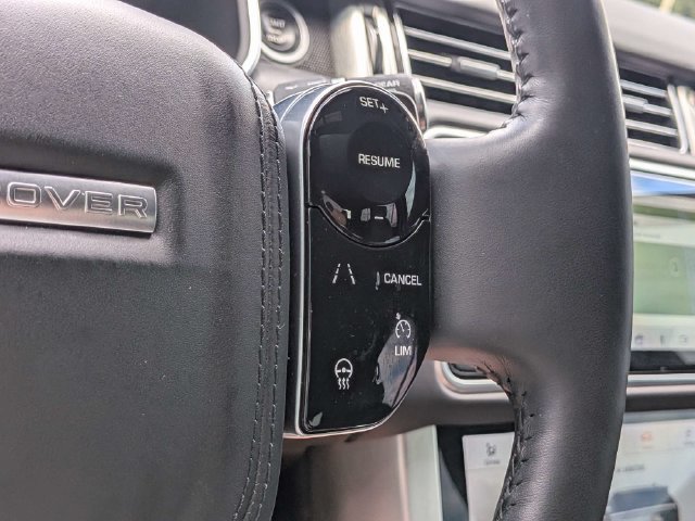Used 2020 Land Rover Range Rover HSE AWD/4WD image 31